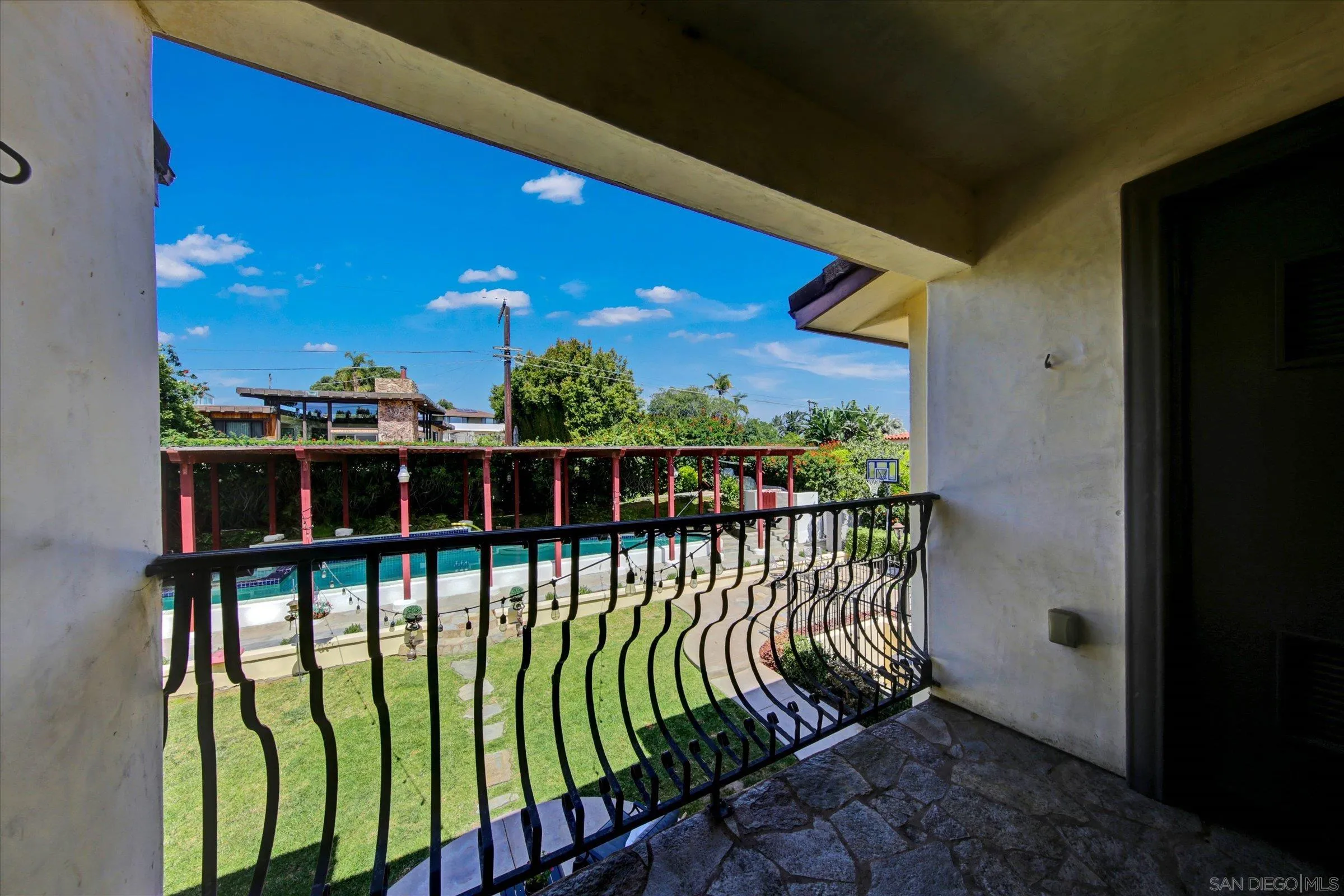 https://cdn.realtyfeed.com/cdn/127/260010250/ef656ccbbf736e6fe59e5cd0ec5747c0.webp