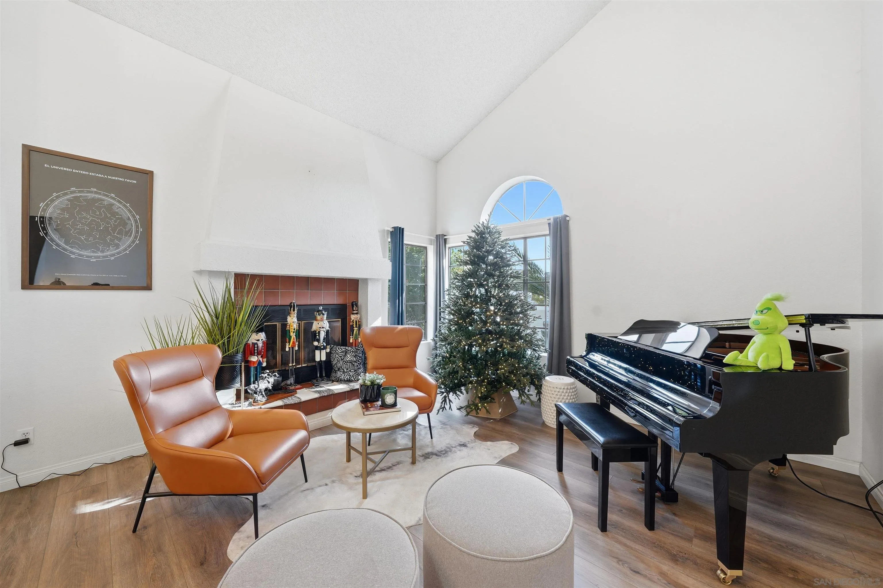 https://cdn.realtyfeed.com/cdn/127/260010251/066e3400d3b7a9b68cb74a0d8b96ab39.webp