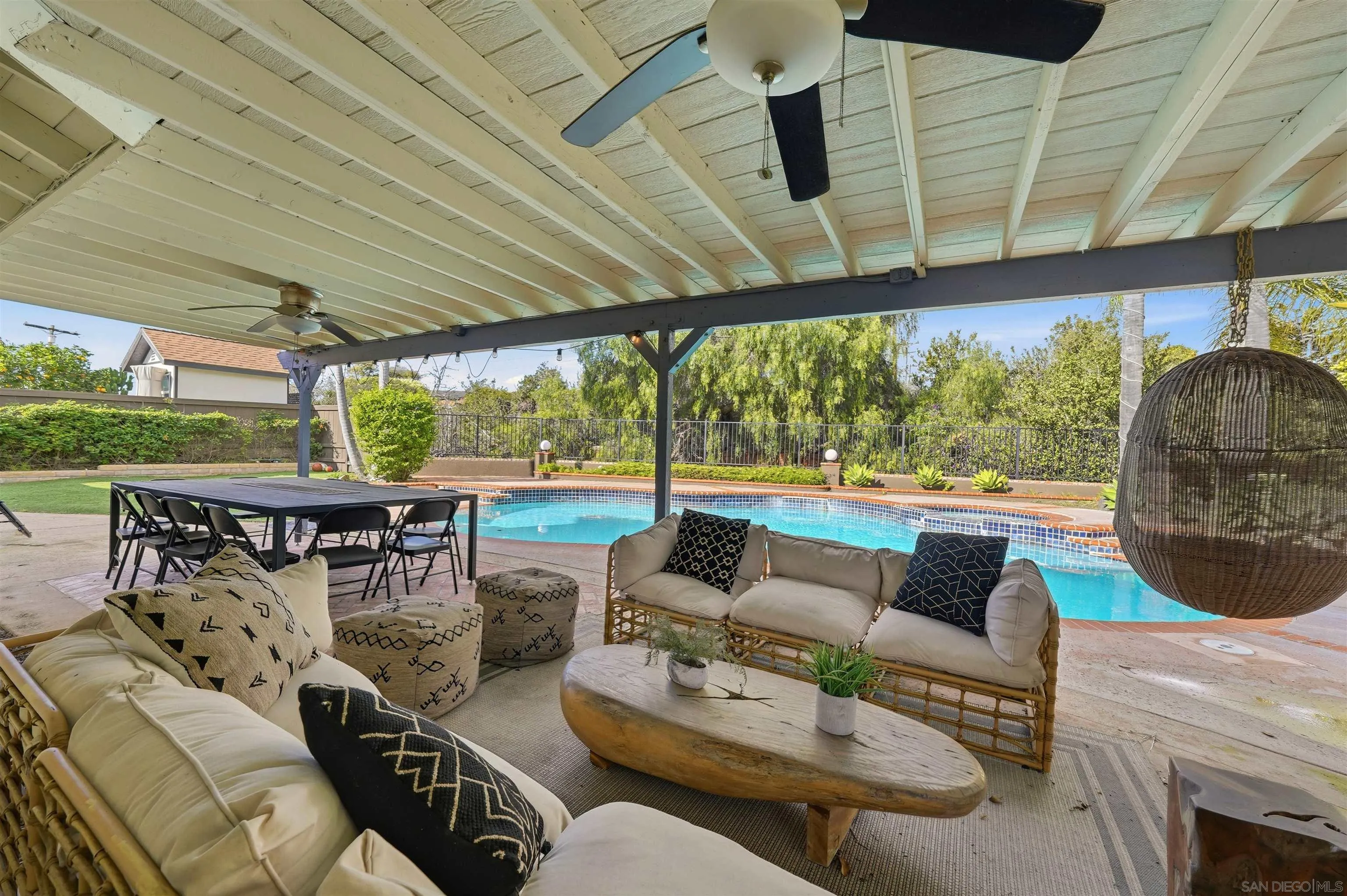 https://cdn.realtyfeed.com/cdn/127/260010251/f322626110288ba5478e0baeb5b8b28b.webp