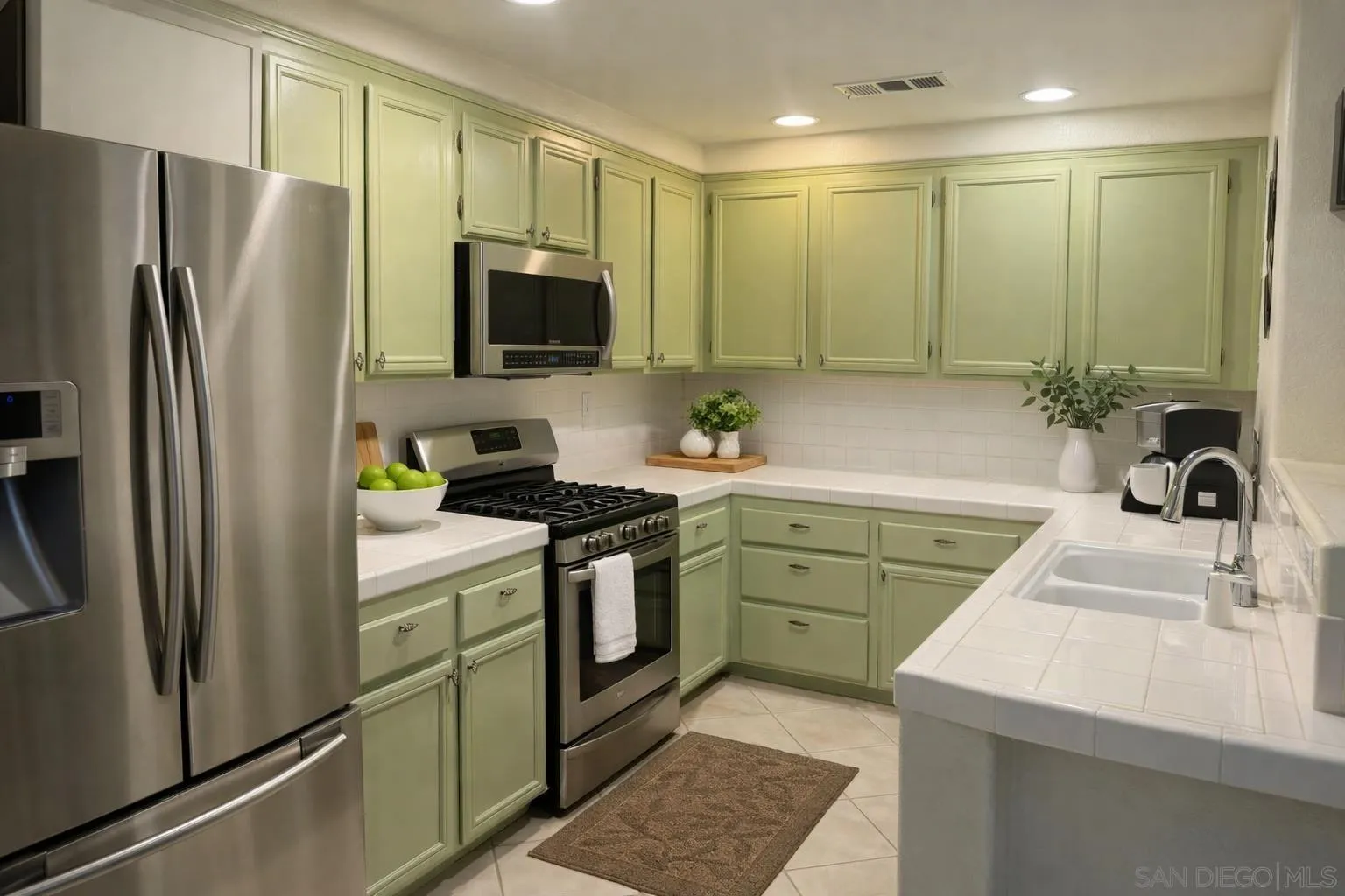 Photo #3: 260010257 Listing: Photo #3