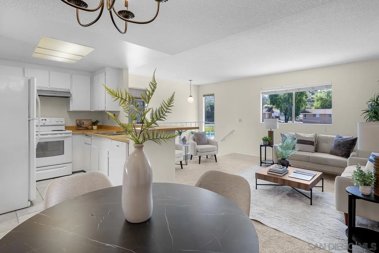 Photo #8: 260010258 Listing: Photo #8