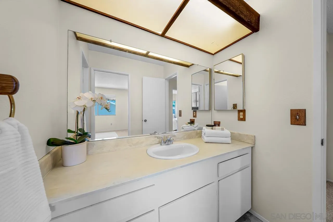 Photo #10: 260010258 Listing: Photo #10