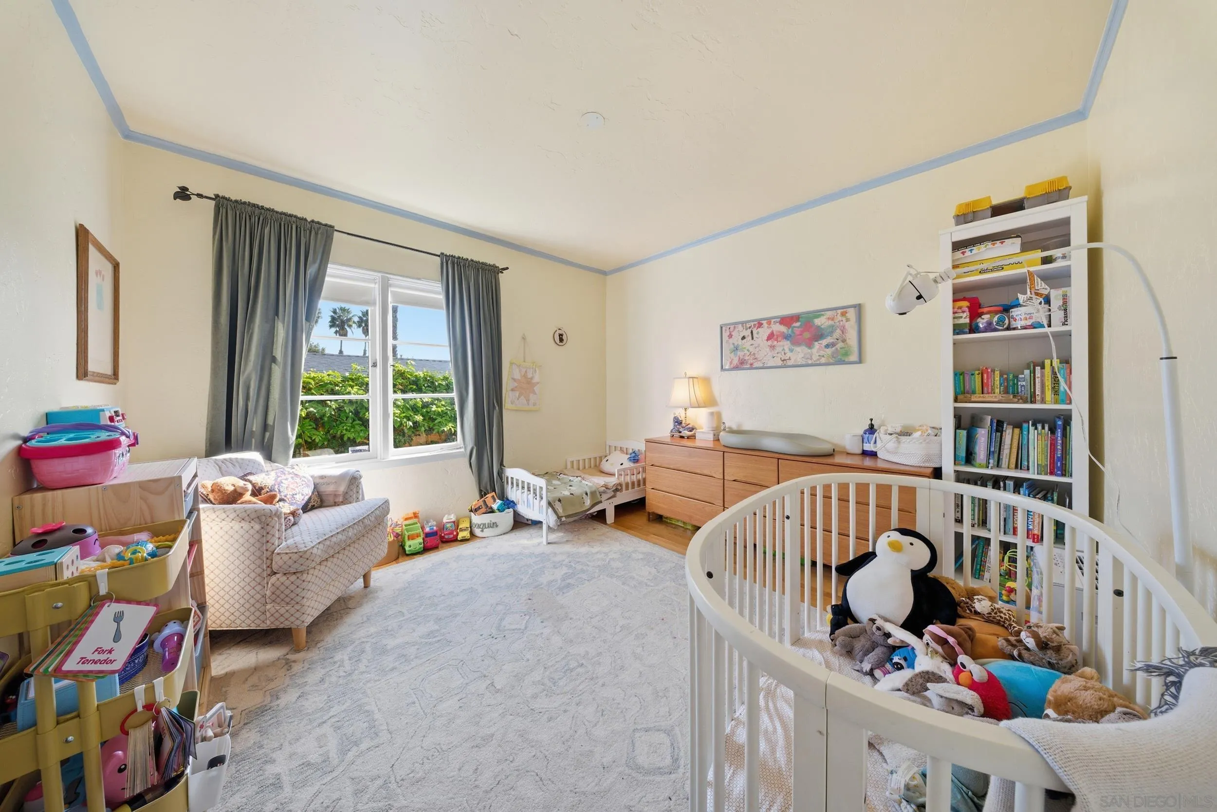 https://cdn.realtyfeed.com/cdn/127/260010260/04ce8eef27d4a9b969de868d8d924842.webp