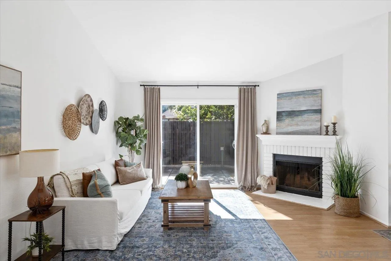 https://cdn.realtyfeed.com/cdn/127/260010261/01c9cc3f7322374ac29c809ed56bb7fa.webp