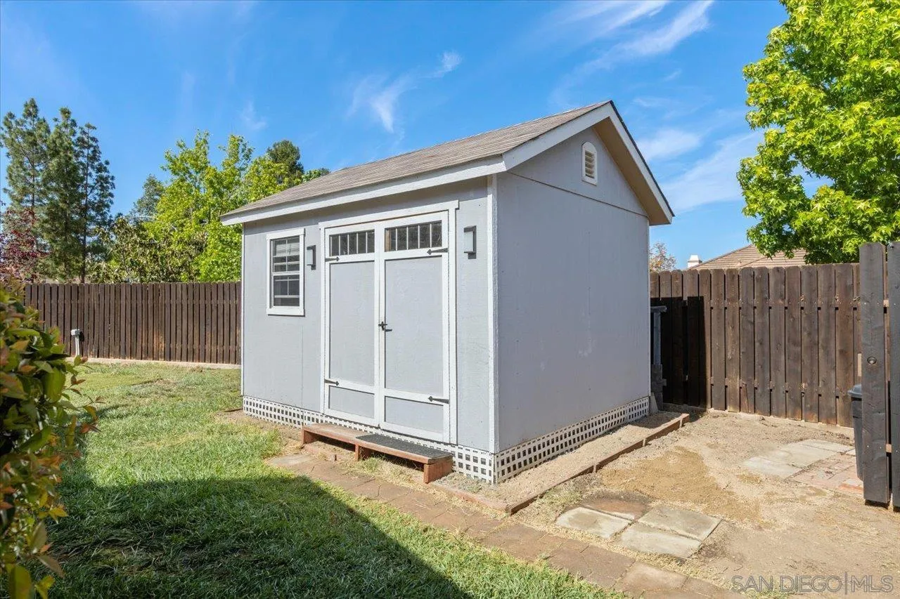 https://cdn.realtyfeed.com/cdn/127/260010261/466c3059a8b8b9539c7cbfc43403b1c1.webp