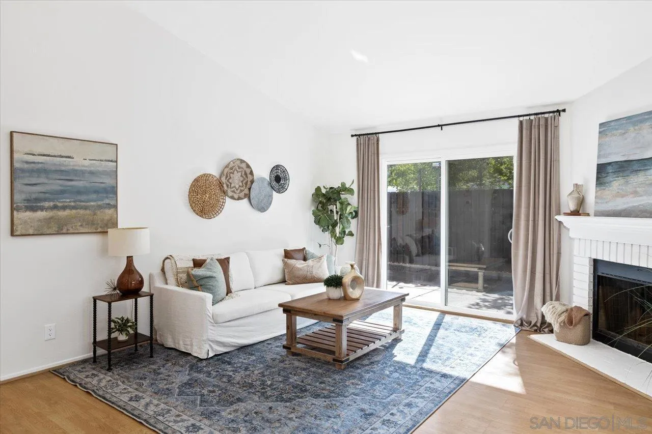 https://cdn.realtyfeed.com/cdn/127/260010261/4b4e862285c6c73d590d8e63e0596f63.webp
