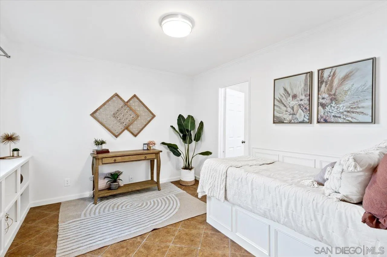 https://cdn.realtyfeed.com/cdn/127/260010261/56605e67f2371b482f78b245b463008f.webp