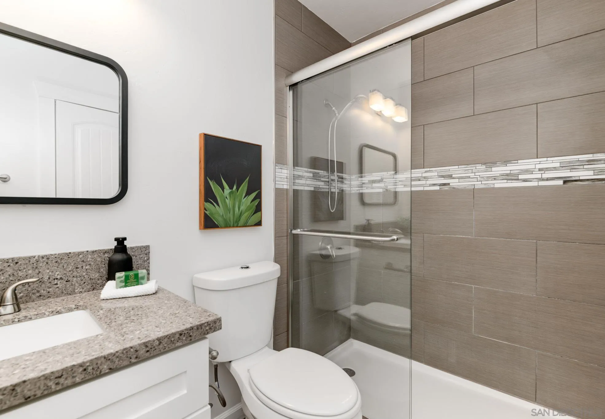 https://cdn.realtyfeed.com/cdn/127/260010266/40fa2655a289c30f0fd11fe9d884f834.webp