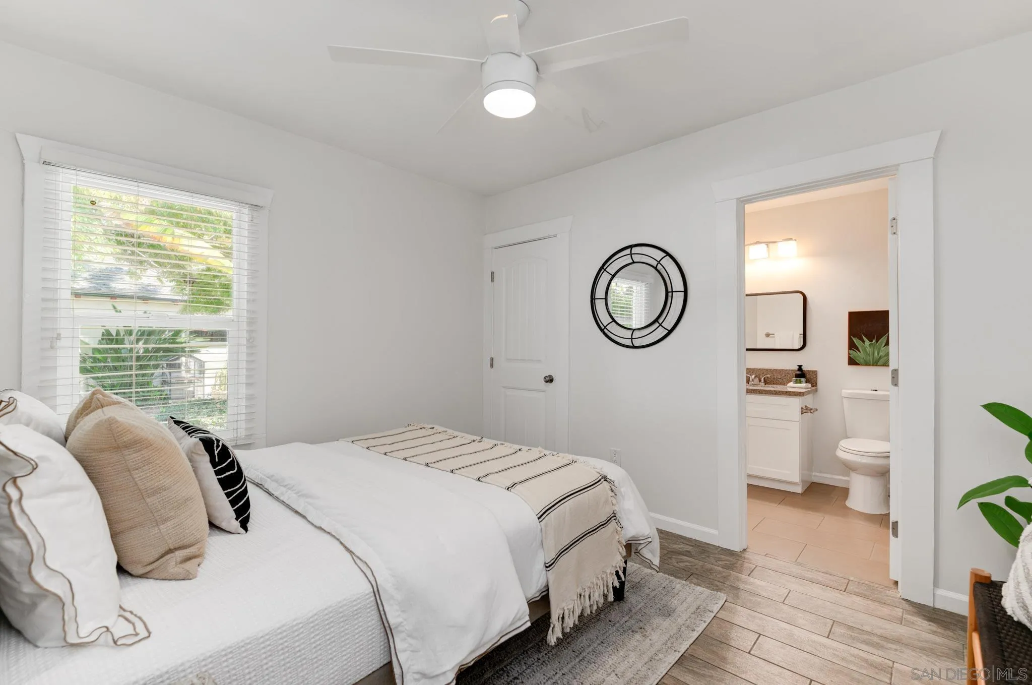 https://cdn.realtyfeed.com/cdn/127/260010266/d17f37c06c1ded38ebd07a4b6969333c.webp