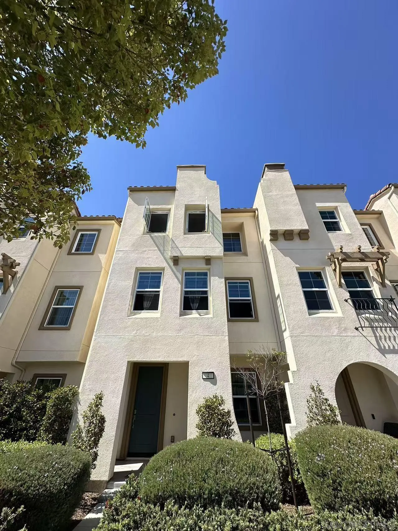 Photo #2: 260010271 Listing: Photo #2