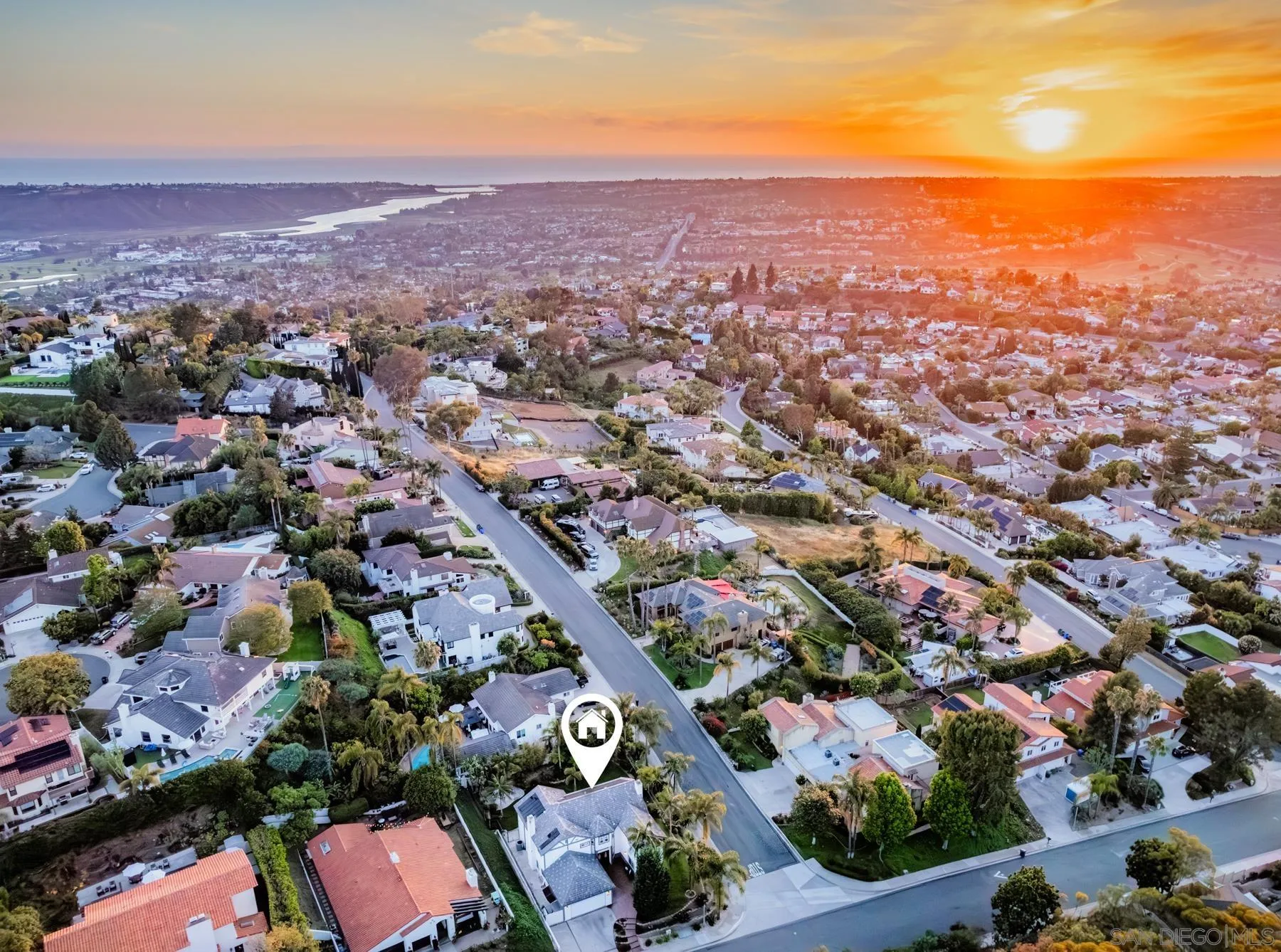https://cdn.realtyfeed.com/cdn/127/260010276/1af162cf3b58ce788a455f082acb1c2e.webp