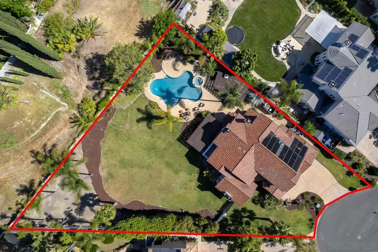 https://cdn.realtyfeed.com/cdn/127/260010278/515510a94faafc2bcea0ed6084ff5225.webp