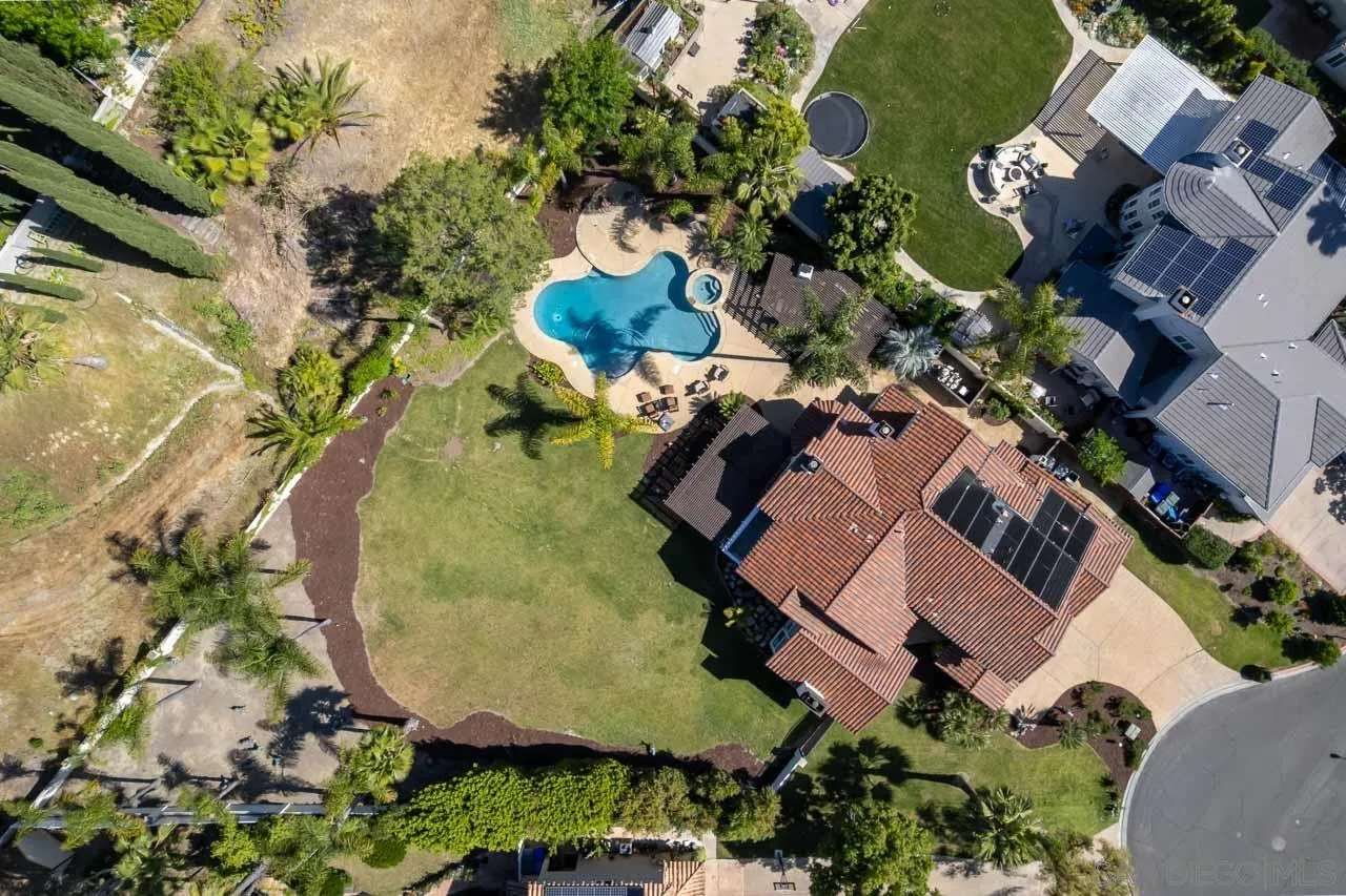 https://cdn.realtyfeed.com/cdn/127/260010278/77355d2b3c849c5372e396592785a50f.webp