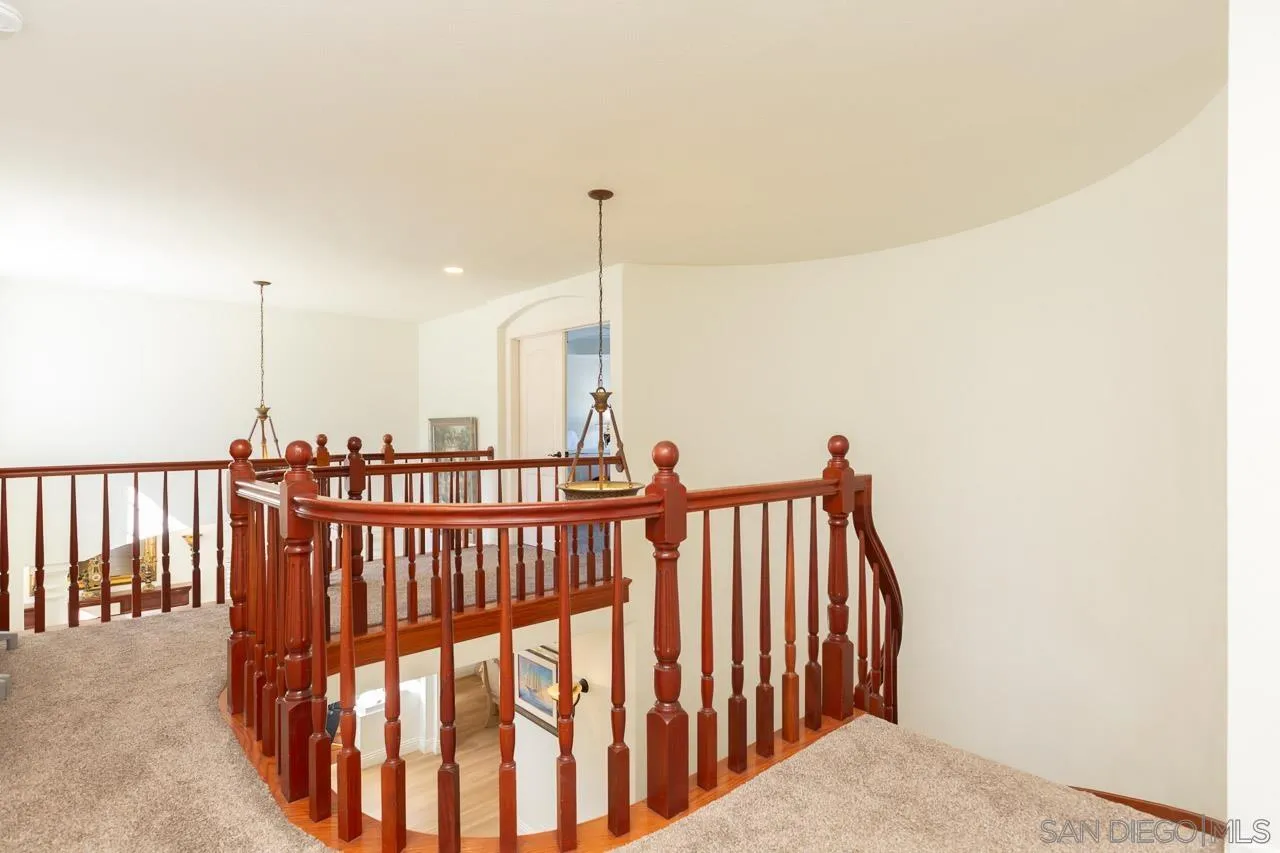 https://cdn.realtyfeed.com/cdn/127/260010278/9546cdd37bbdc90e66dc6cb56cf5155f.webp