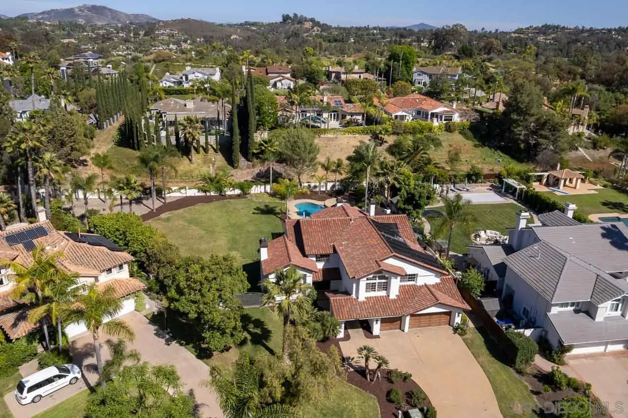https://cdn.realtyfeed.com/cdn/127/260010278/b201a94794ca2a6e72453b865cd1f4a5.webp