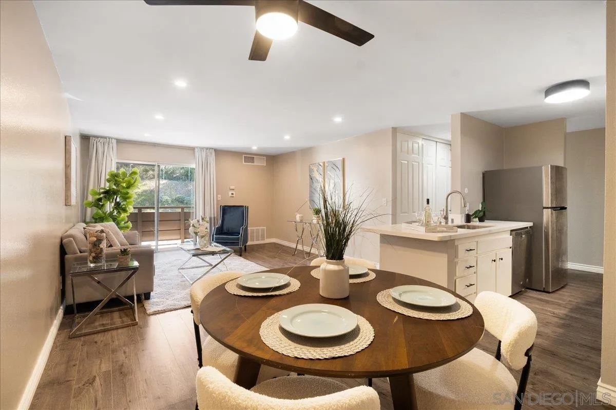 Photo #12: 260010279 Listing: Photo #12