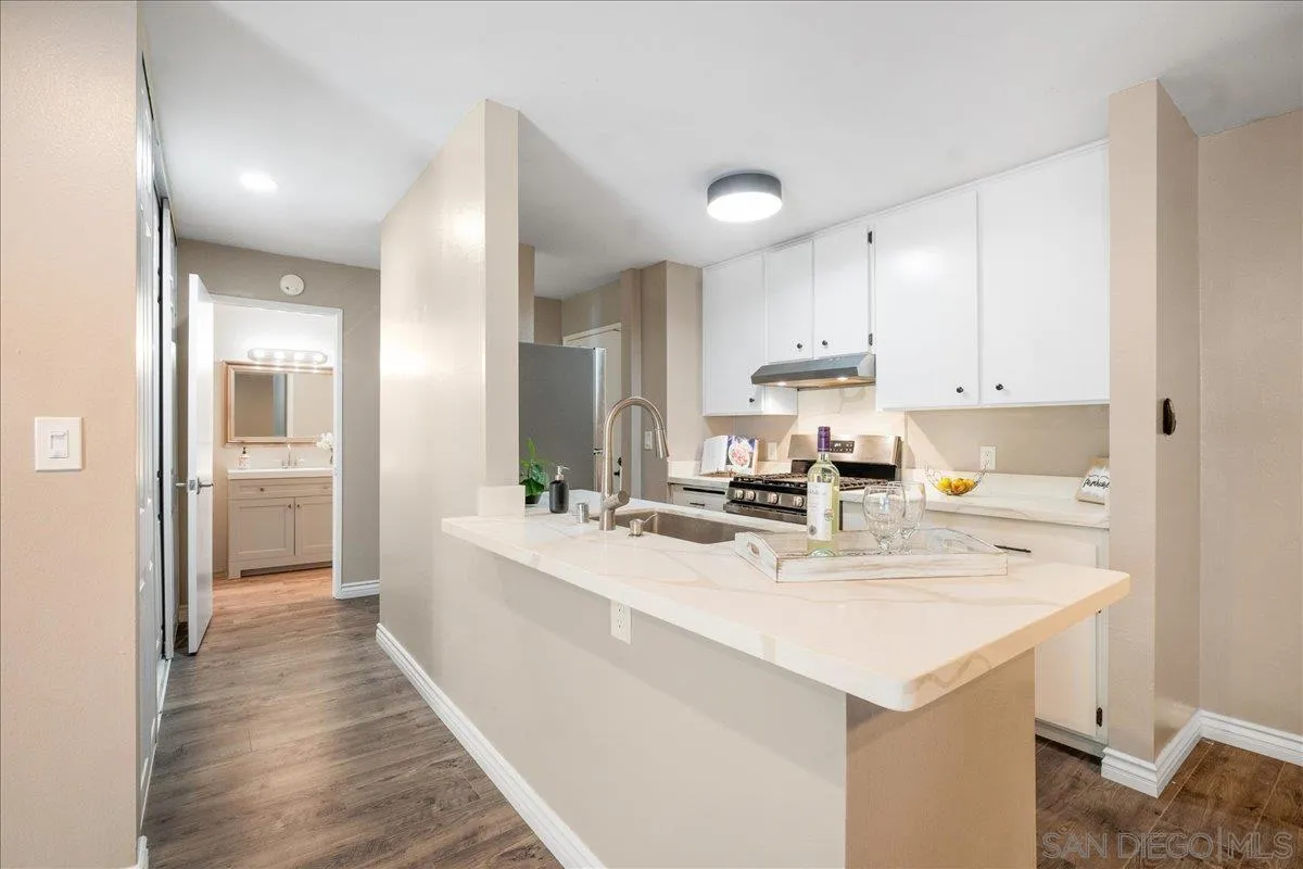 Photo #4: 260010279 Listing: Photo #4