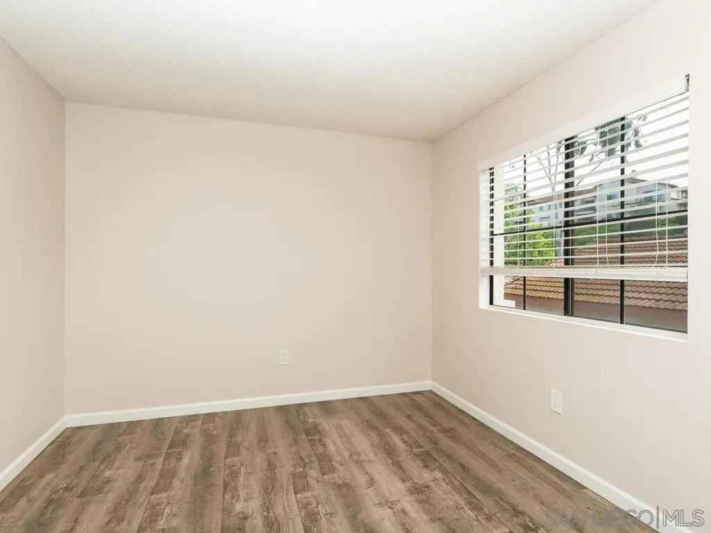 Photo #34: 260010286 Listing: Photo #34