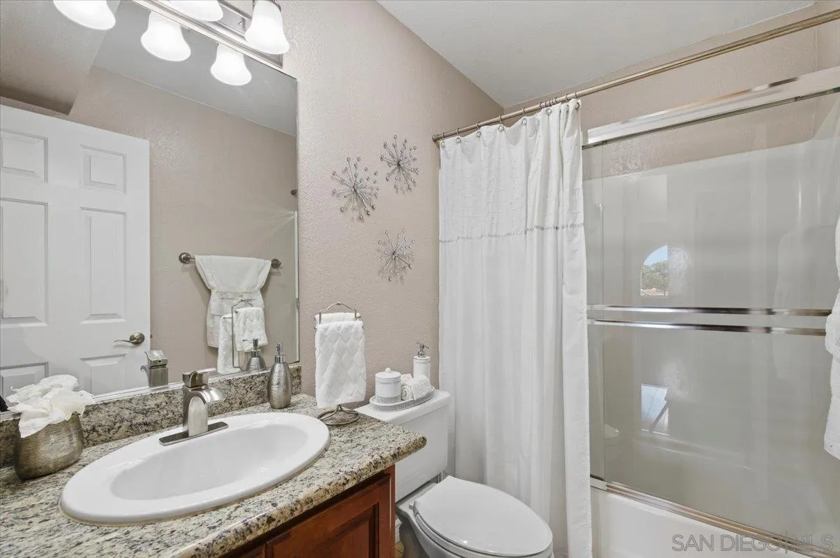 Photo #33: 260010290 Listing: Photo #33