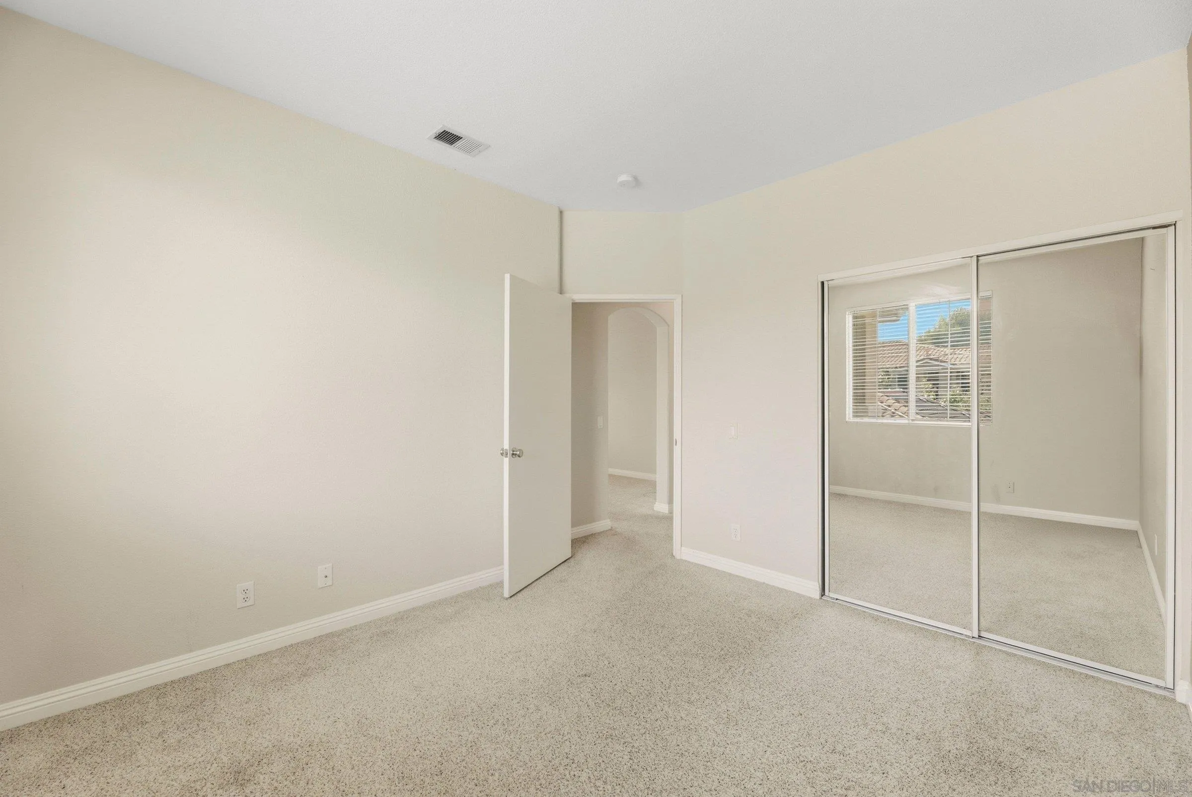 Photo #20: 260010292 Listing: Photo #20