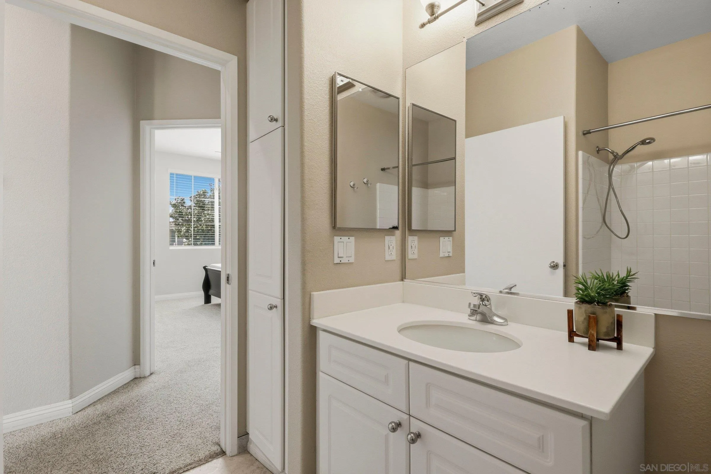 Photo #12: 260010292 Listing: Photo #12