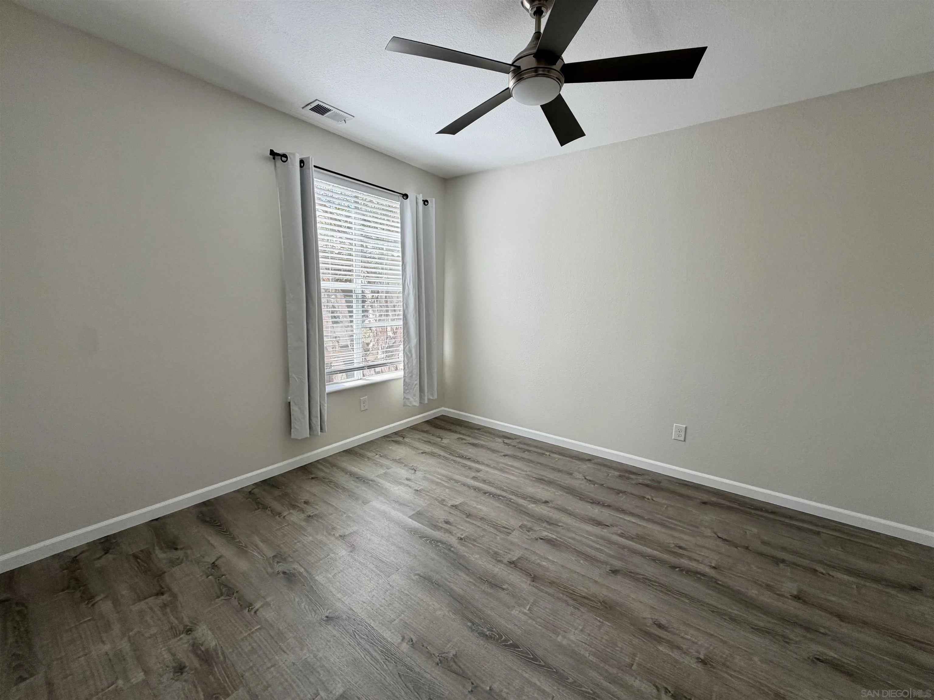 Photo #21: 260010296 Listing: Photo #21