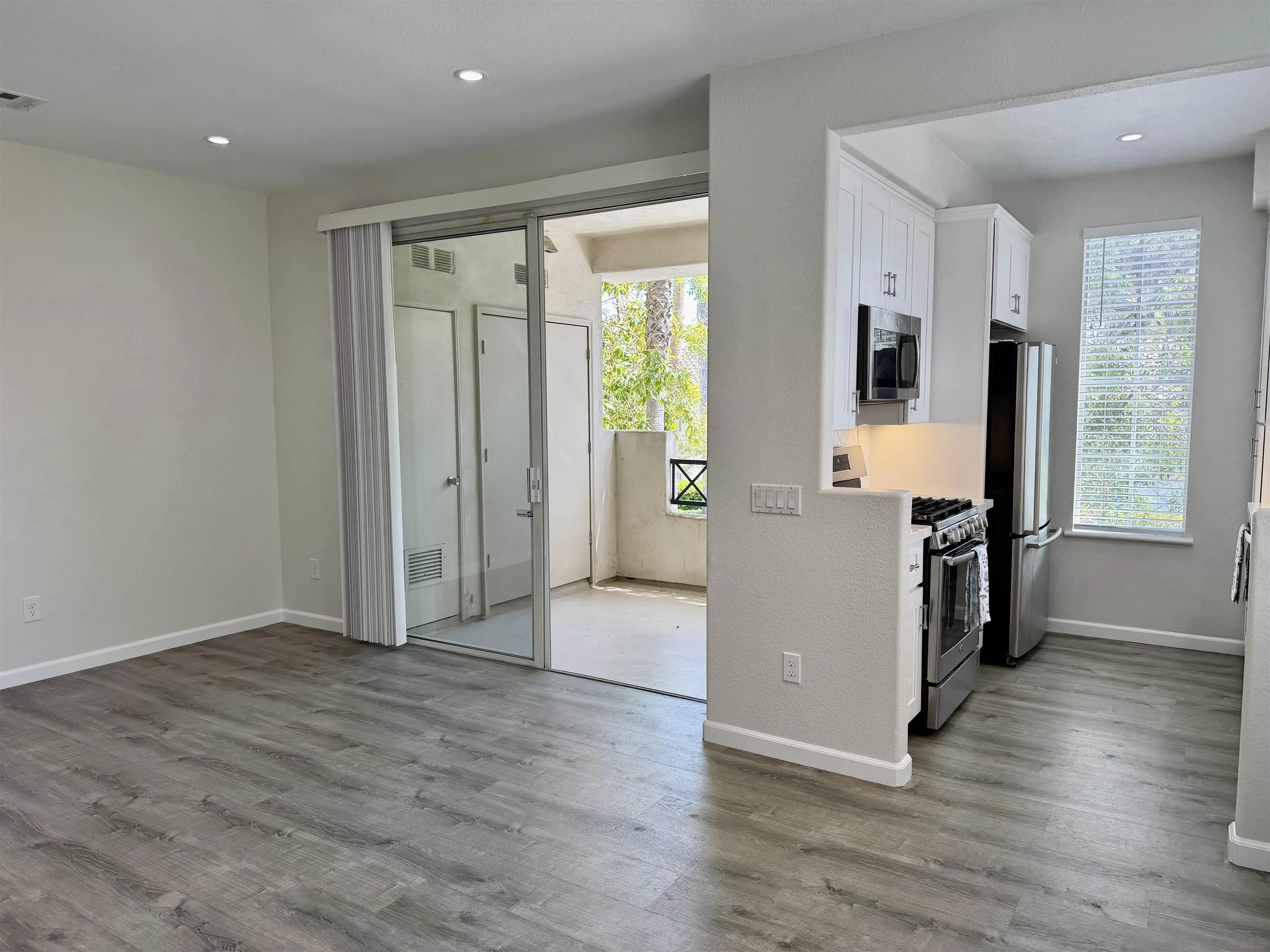 Photo #12: 260010296 Listing: Photo #12
