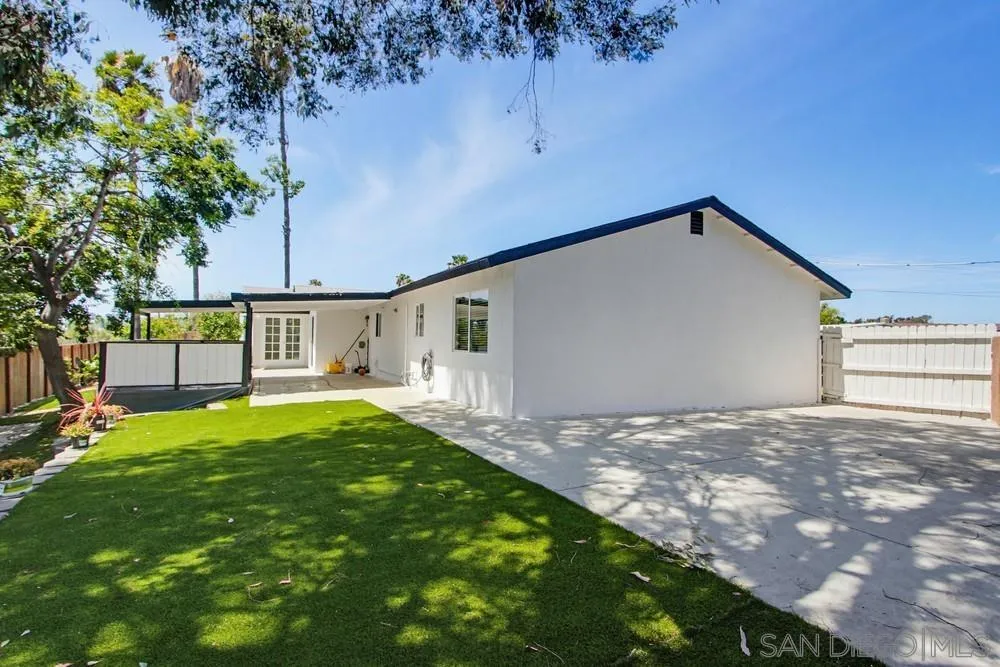 https://cdn.realtyfeed.com/cdn/127/260010297/ebd33339c8c0285ac21b889cfb9d865f.webp