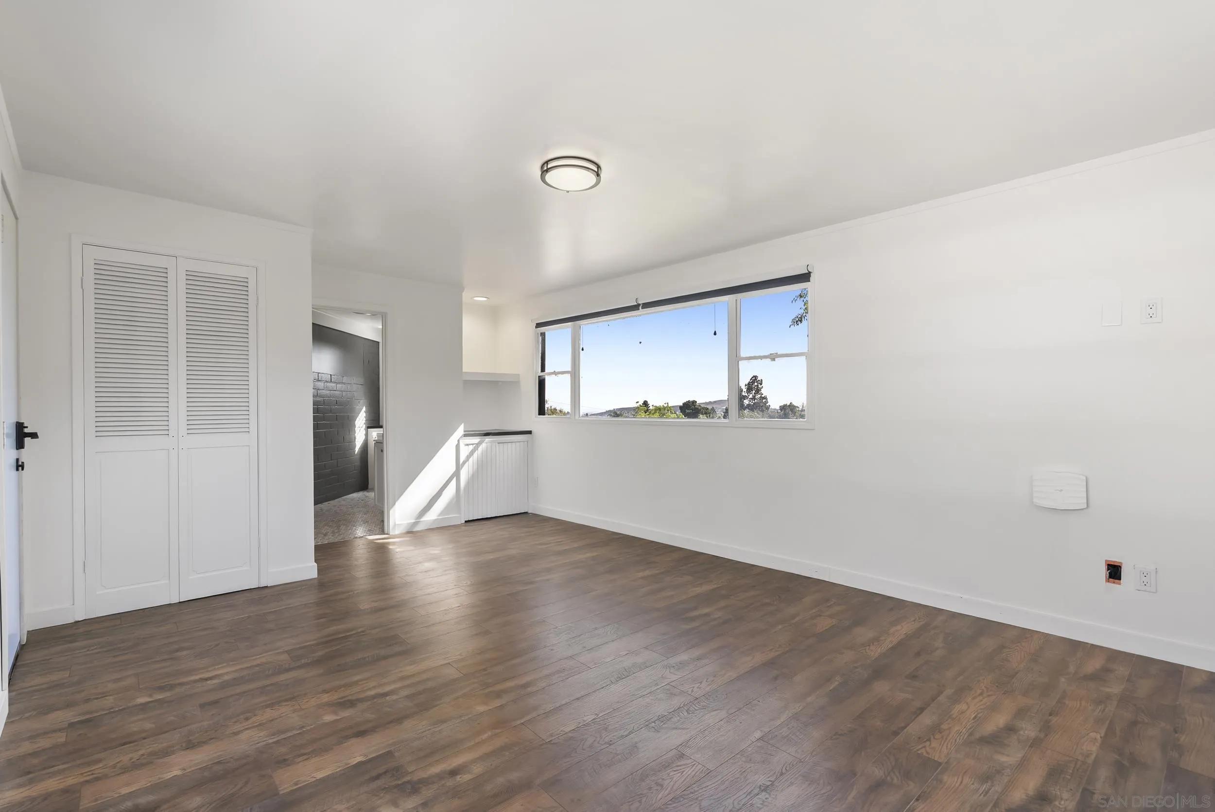 https://cdn.realtyfeed.com/cdn/127/260010298/47806cc59d38946a5b57047e4433695c.webp