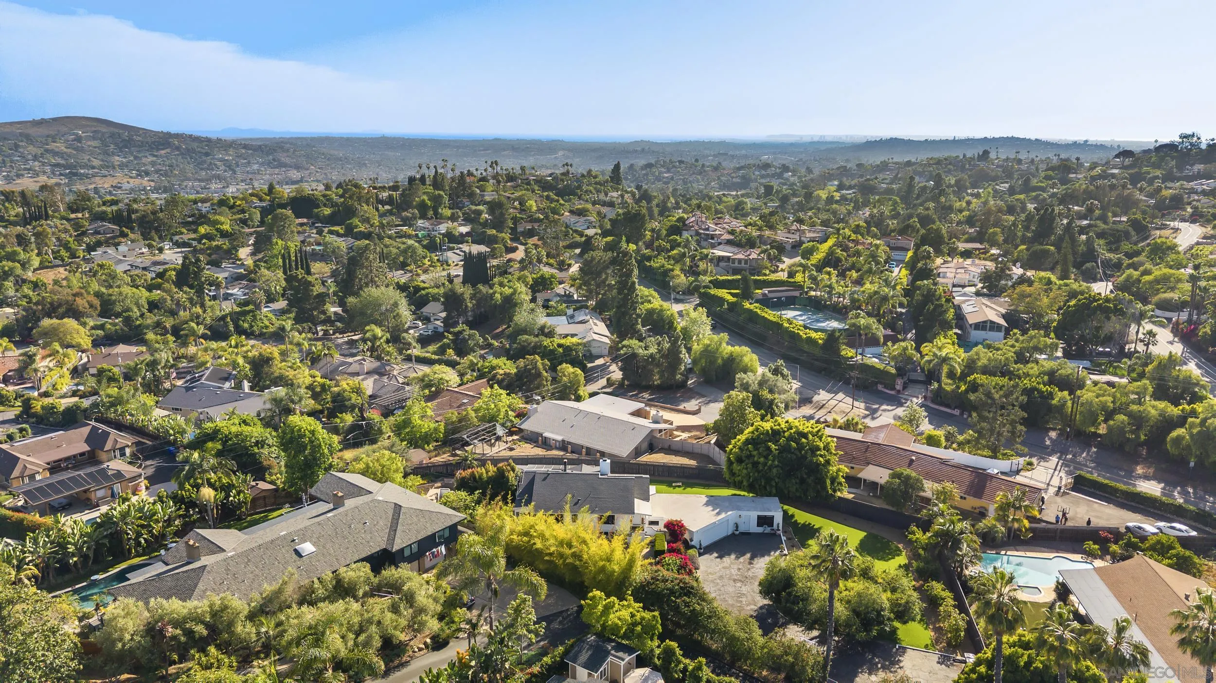 https://cdn.realtyfeed.com/cdn/127/260010298/7b4b9d9007a0bf32efe3cb00178dda95.webp