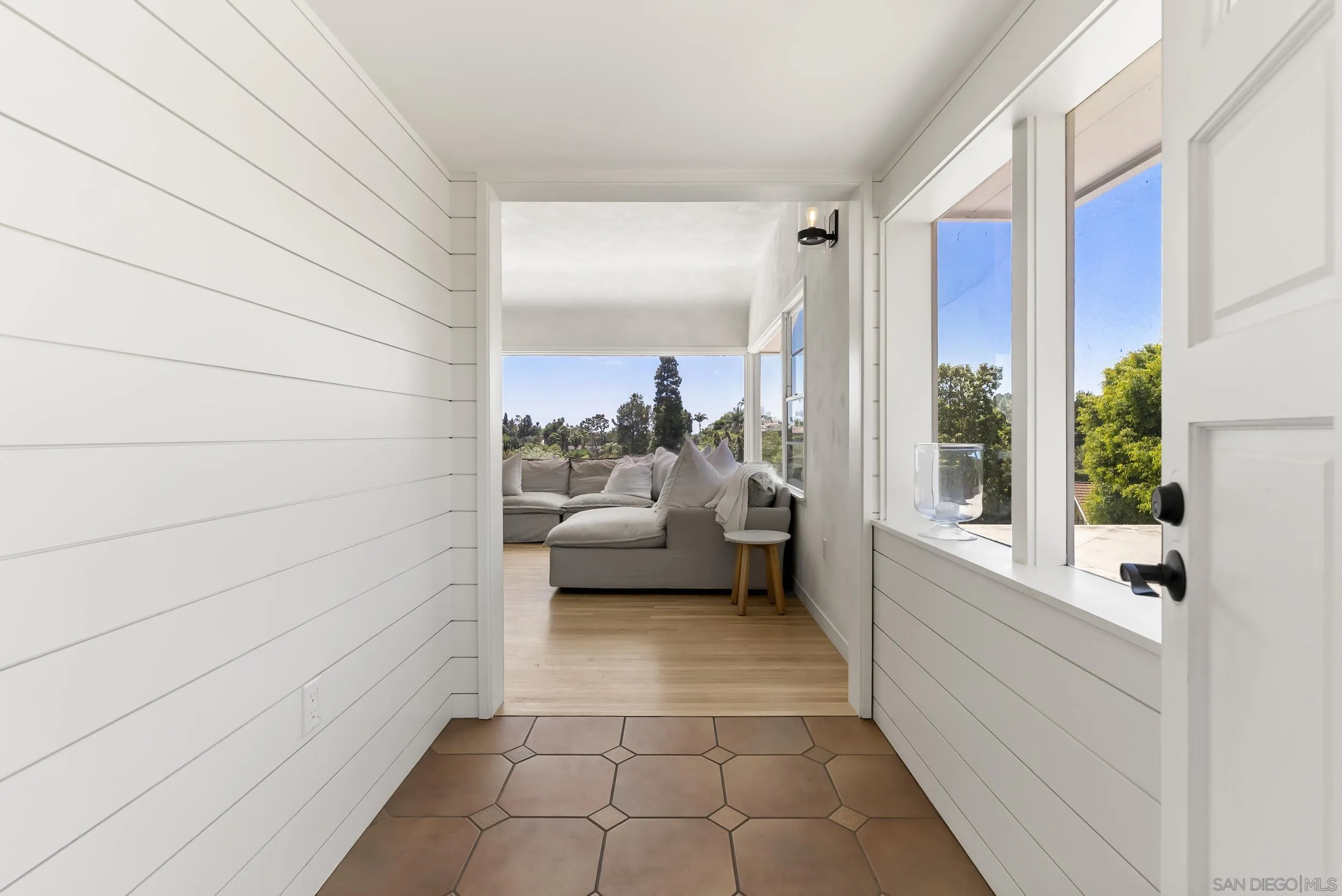 https://cdn.realtyfeed.com/cdn/127/260010298/8047b048cced99fa87e60f5364ebdf31.webp