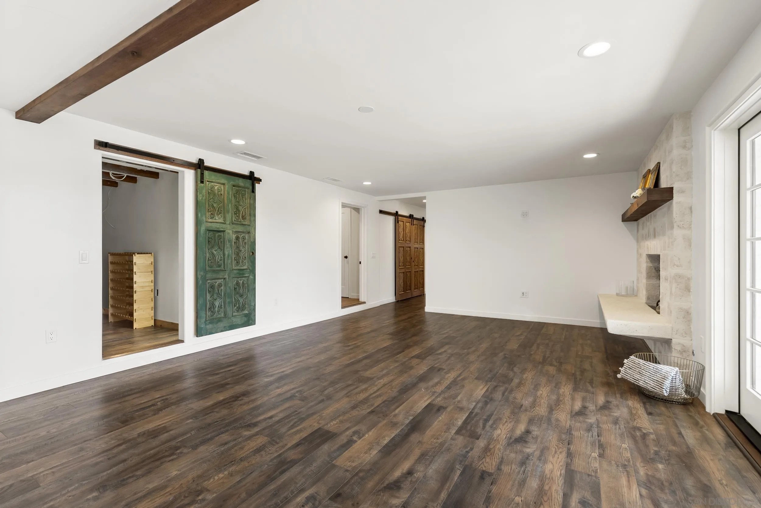 https://cdn.realtyfeed.com/cdn/127/260010298/9354827fe71e471f7c09c19eed1692c6.webp
