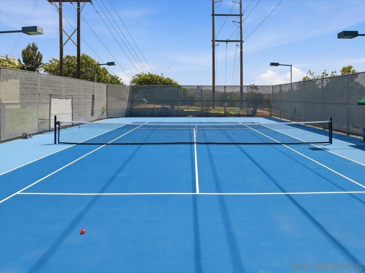 Photo #28: 260010300 Listing: Photo #28