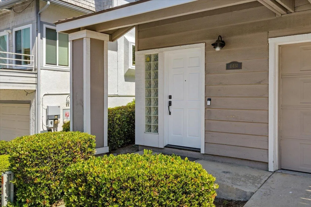 https://cdn.realtyfeed.com/cdn/127/260010305/01faa9a0849a92715a549f91a98746ac.webp