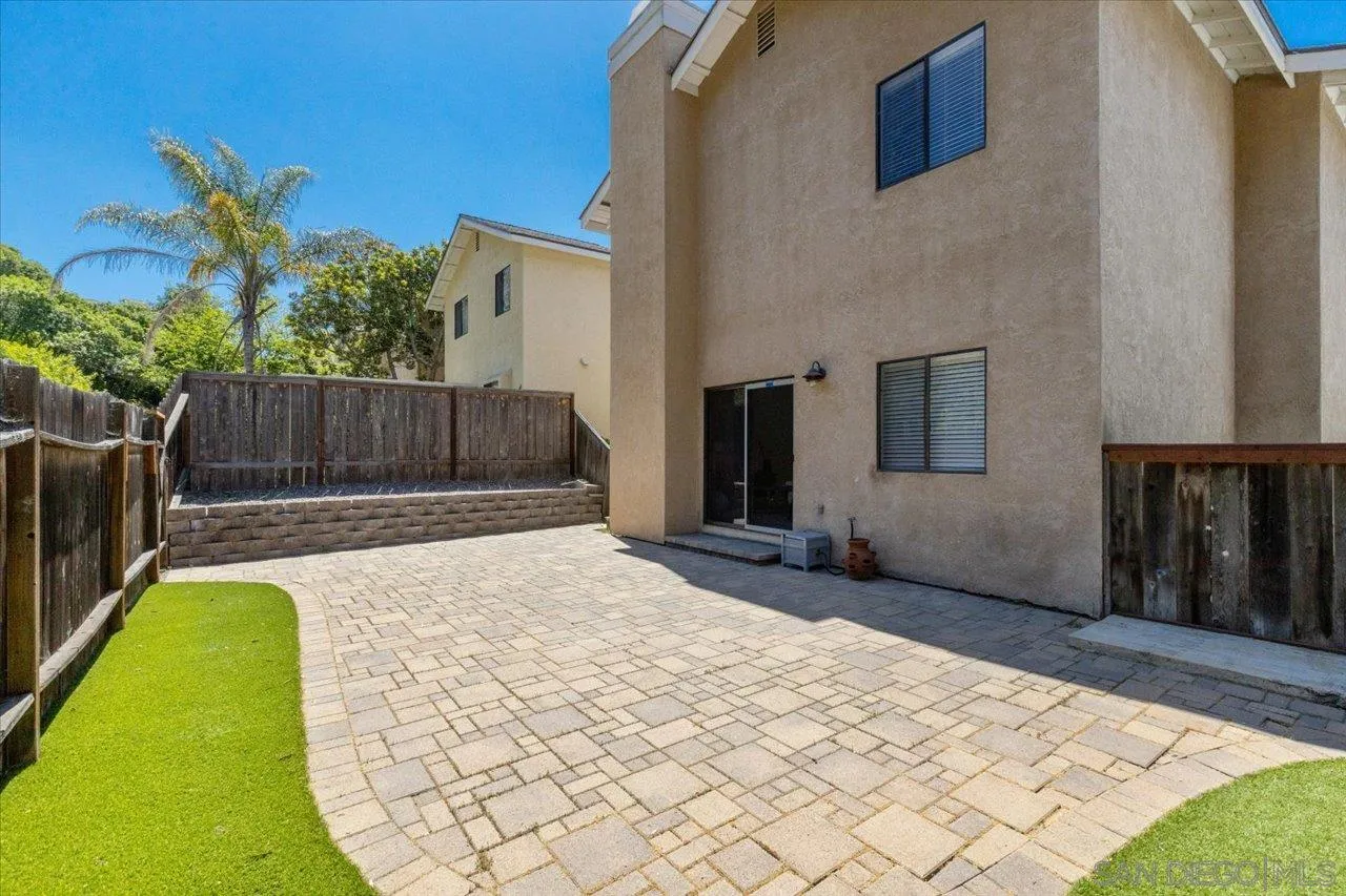 https://cdn.realtyfeed.com/cdn/127/260010305/5d652cd162576c644b95b33a71616a9b.webp