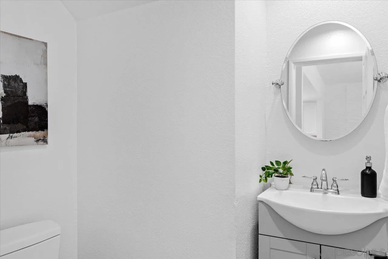 https://cdn.realtyfeed.com/cdn/127/260010305/5e1aabe8abc8e85867ad27146b572e19.webp