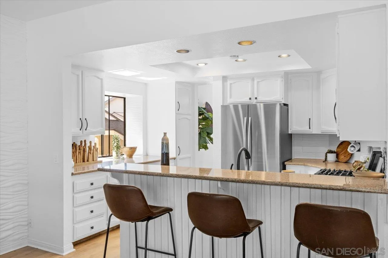 https://cdn.realtyfeed.com/cdn/127/260010305/721084d4535a87bfc3e44c079a5c0a0b.webp