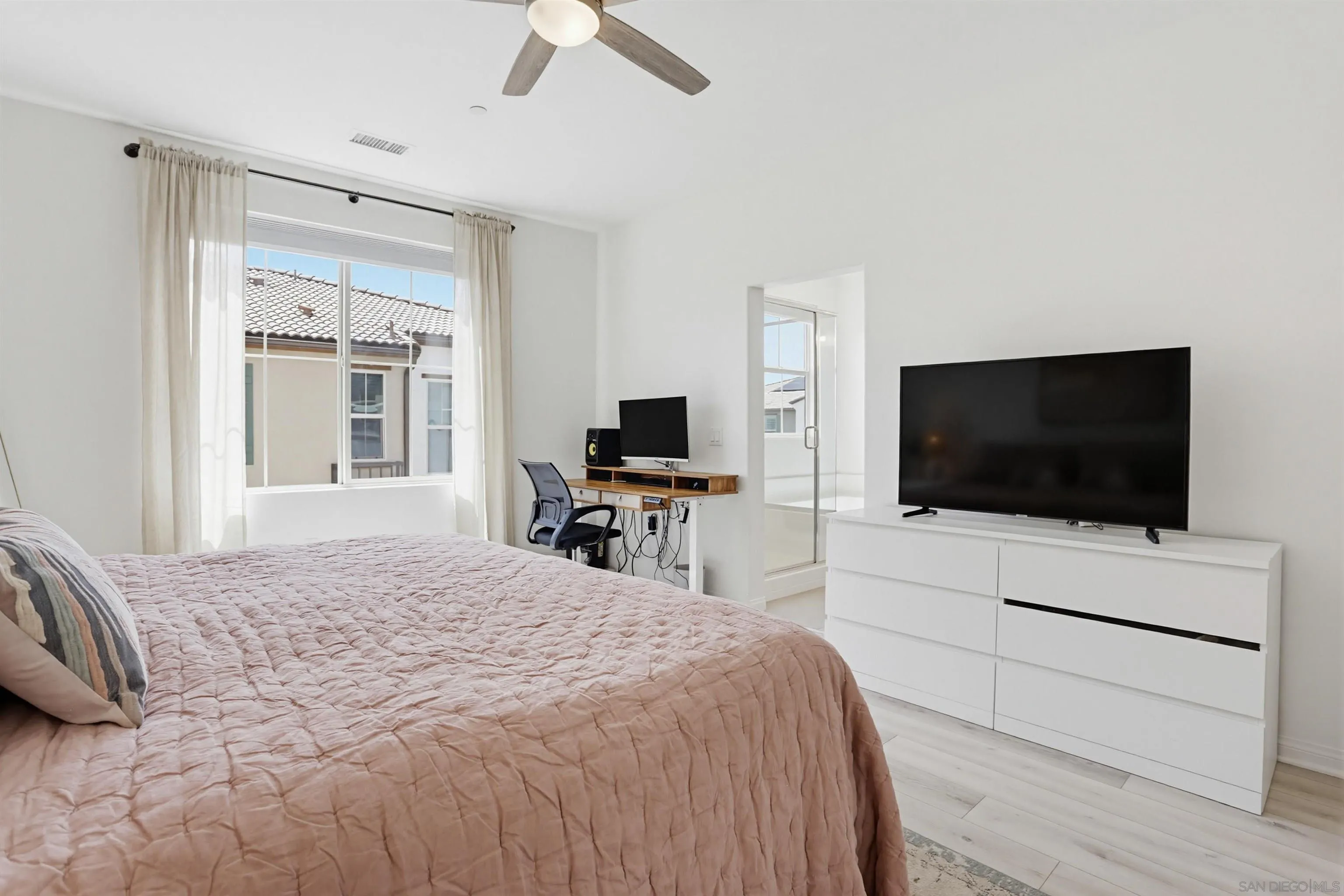 Photo #17: 260010306 Listing: Photo #17