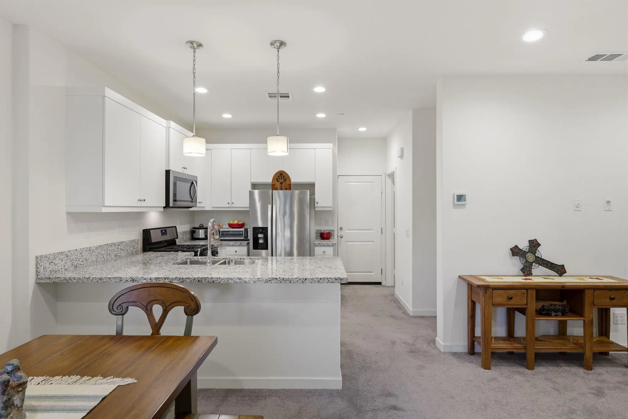 Photo #8: 260010308 Listing: Photo #8