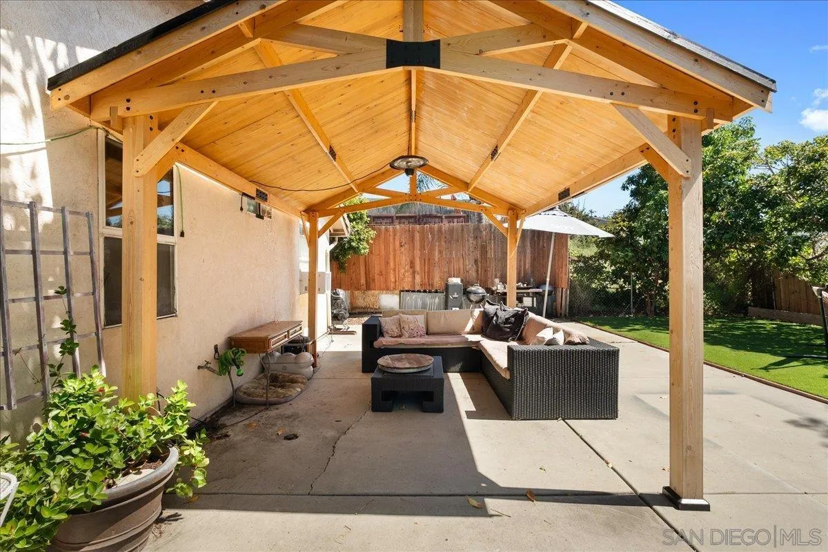 https://cdn.realtyfeed.com/cdn/127/260010312/5c0f97da97f91fac0531fcaeaea01038.webp