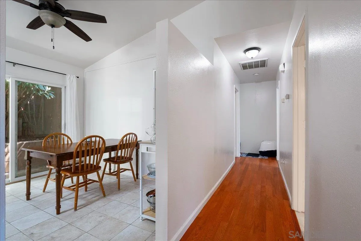 https://cdn.realtyfeed.com/cdn/127/260010312/89b27b3934601998709d0e66d6ffd693.webp