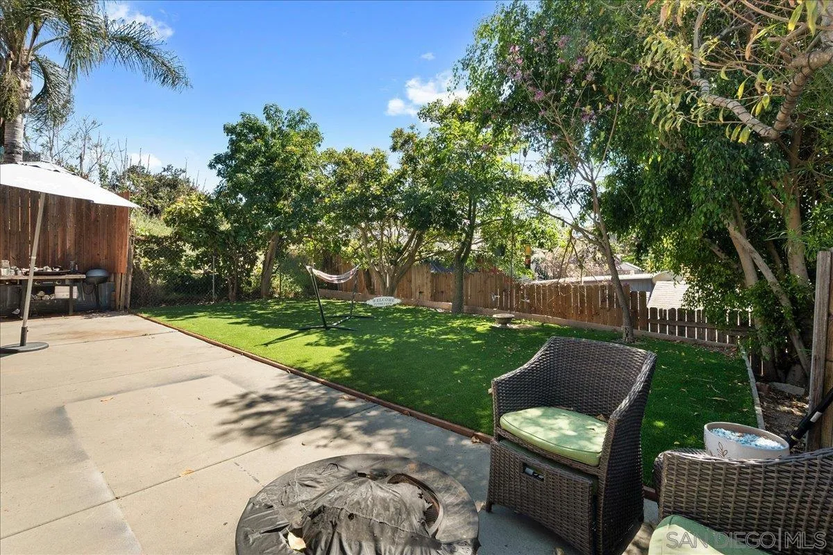 https://cdn.realtyfeed.com/cdn/127/260010312/b3bef7ddff475da3d9a4e782d226ec8a.webp