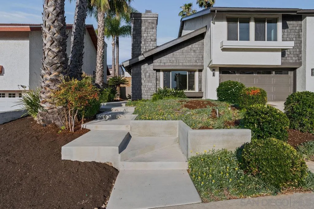 https://cdn.realtyfeed.com/cdn/127/260010315/00126481e9411944baac965e2ef0d3ea.webp