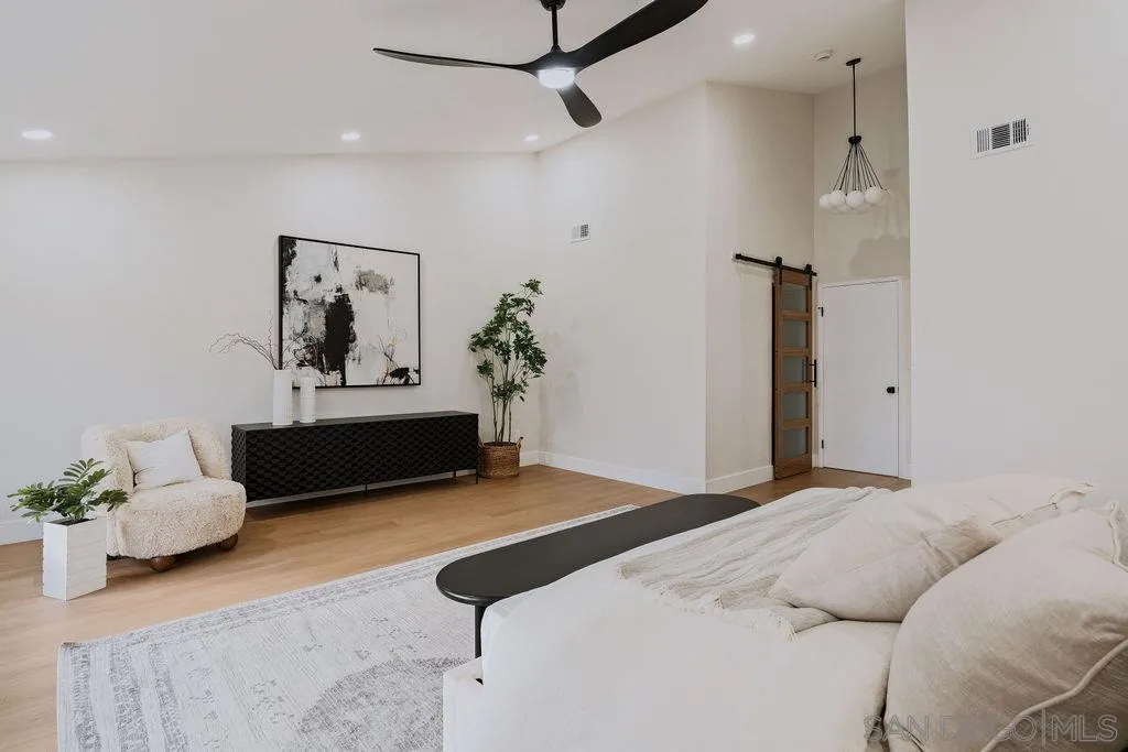 https://cdn.realtyfeed.com/cdn/127/260010315/0bd8552cd049230c852d74dcd7dbea6d.webp