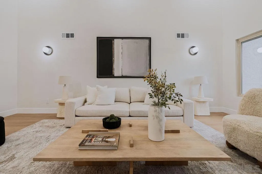 https://cdn.realtyfeed.com/cdn/127/260010315/1b98f90bd58a201872ee2498a8cb60b4.webp
