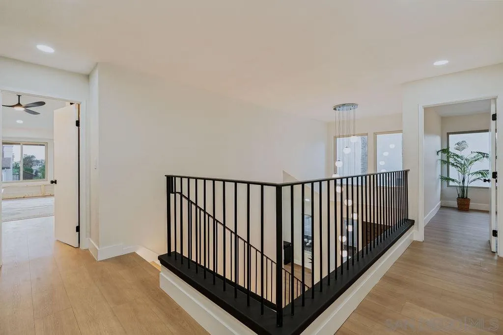 https://cdn.realtyfeed.com/cdn/127/260010315/20f0d4de34178f28228a5f41e083da03.webp