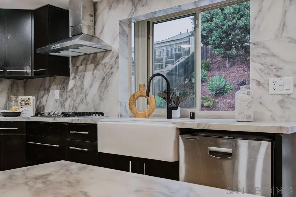 https://cdn.realtyfeed.com/cdn/127/260010315/6139e2cdcb70a40929ef321f3a509479.webp