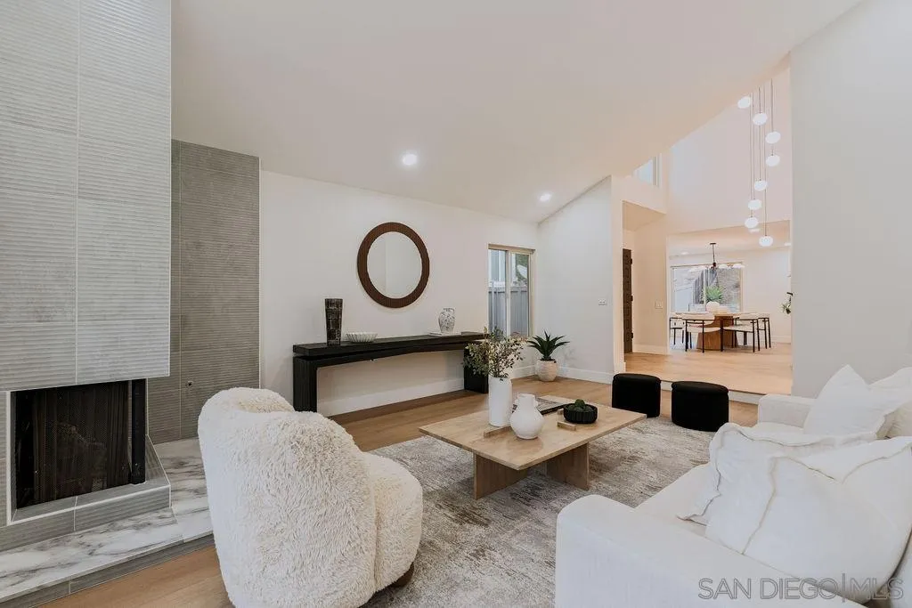 https://cdn.realtyfeed.com/cdn/127/260010315/6aea259e1f0210b96d37f1016fd14e97.webp