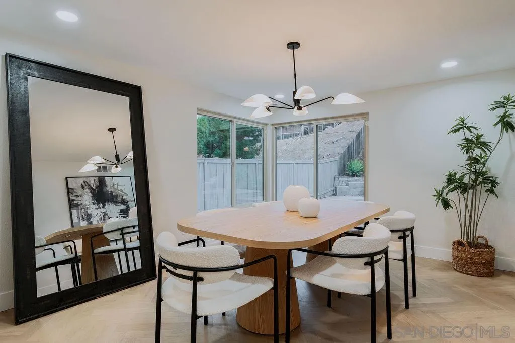 https://cdn.realtyfeed.com/cdn/127/260010315/7b7951a591122cd3e238a650cbcb57ea.webp