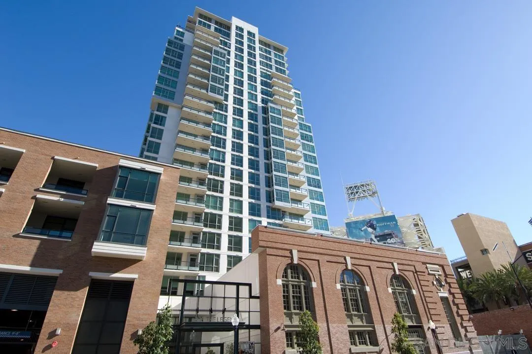 https://cdn.realtyfeed.com/cdn/127/260010316/2a95fc8f0e7a15e75ccc31fc01d8746f.webp